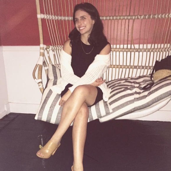 Meet your Posher, Mariana - Picture 6 of 8